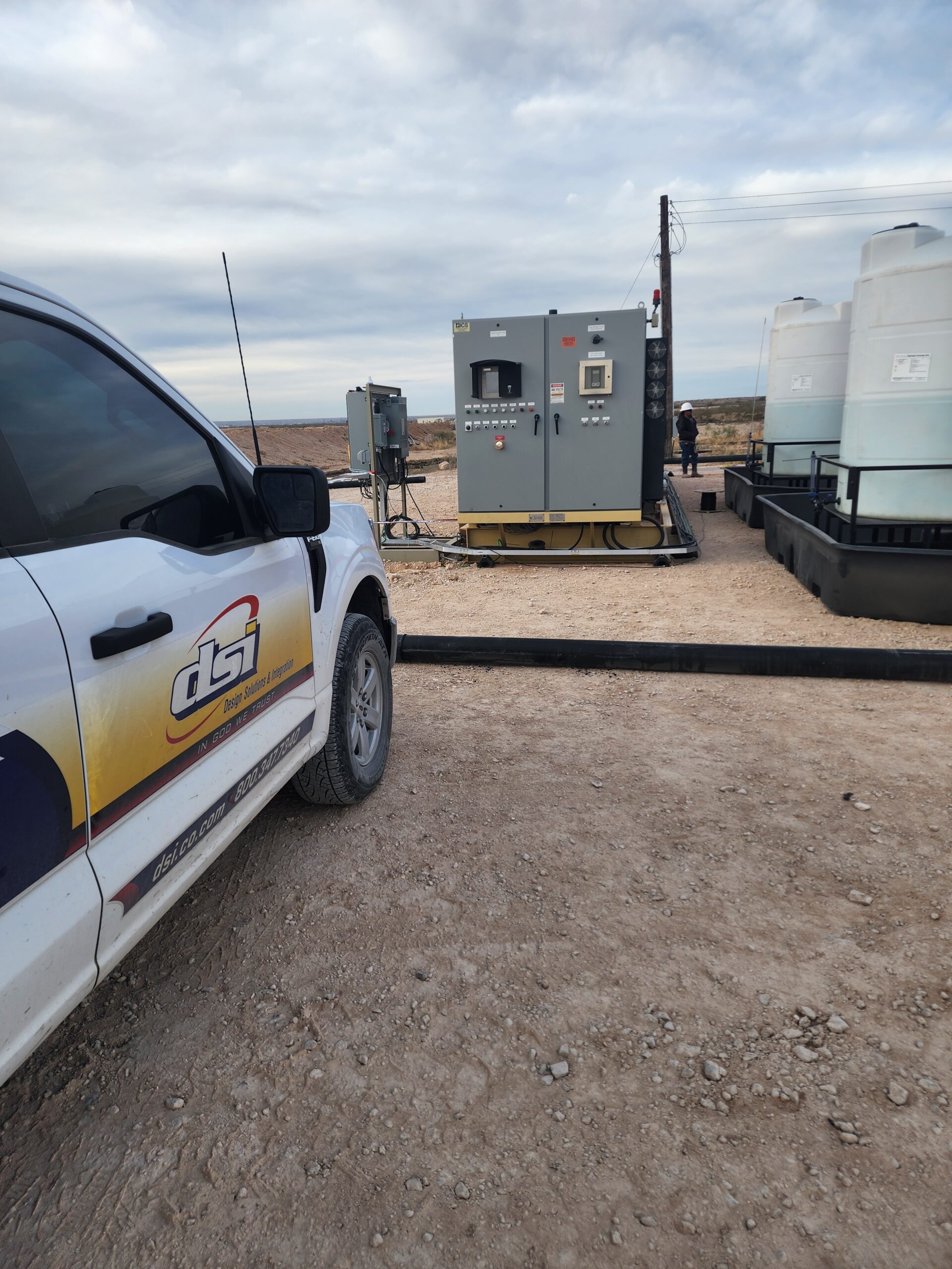 DSI control panel and service truck at an oilfield water desalination and filtration pilot site