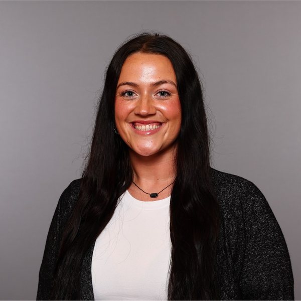 Headshot of Karleigh Halpin, Marketing and Sales Enablement at DSI